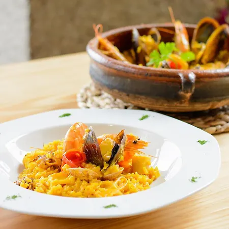 فندق Pazo De Mendoza